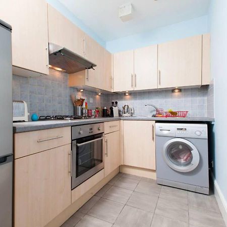 Bright And Modern Causewayside Apartment エディンバラ エクステリア 写真