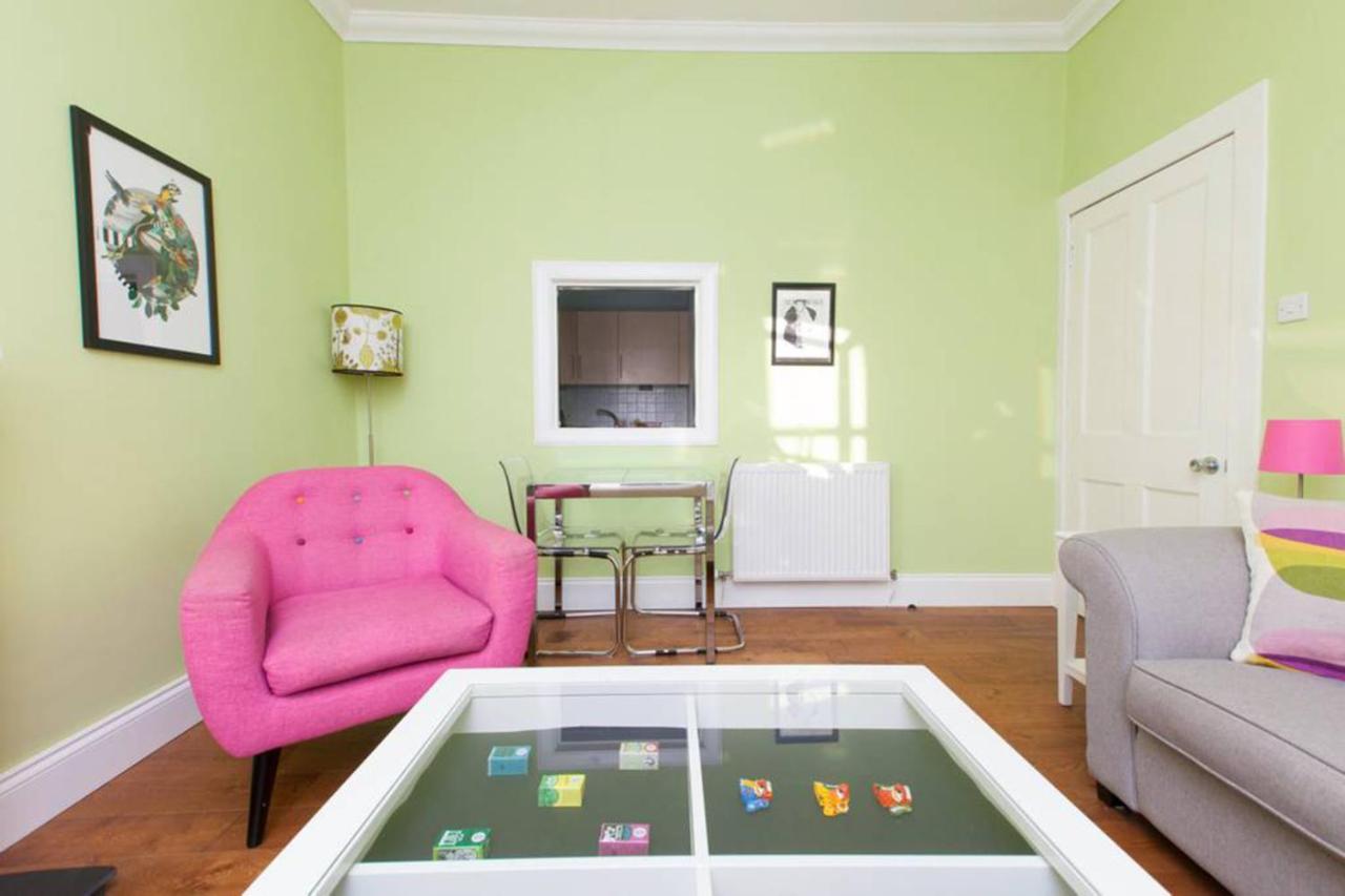Bright And Modern Causewayside Apartment エディンバラ エクステリア 写真