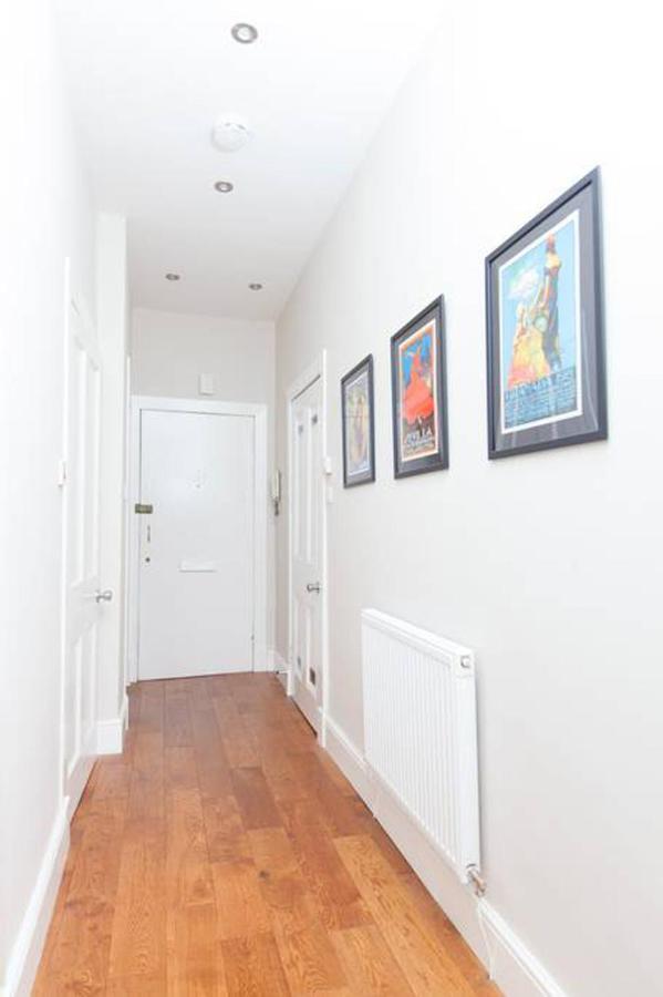 Bright And Modern Causewayside Apartment エディンバラ エクステリア 写真
