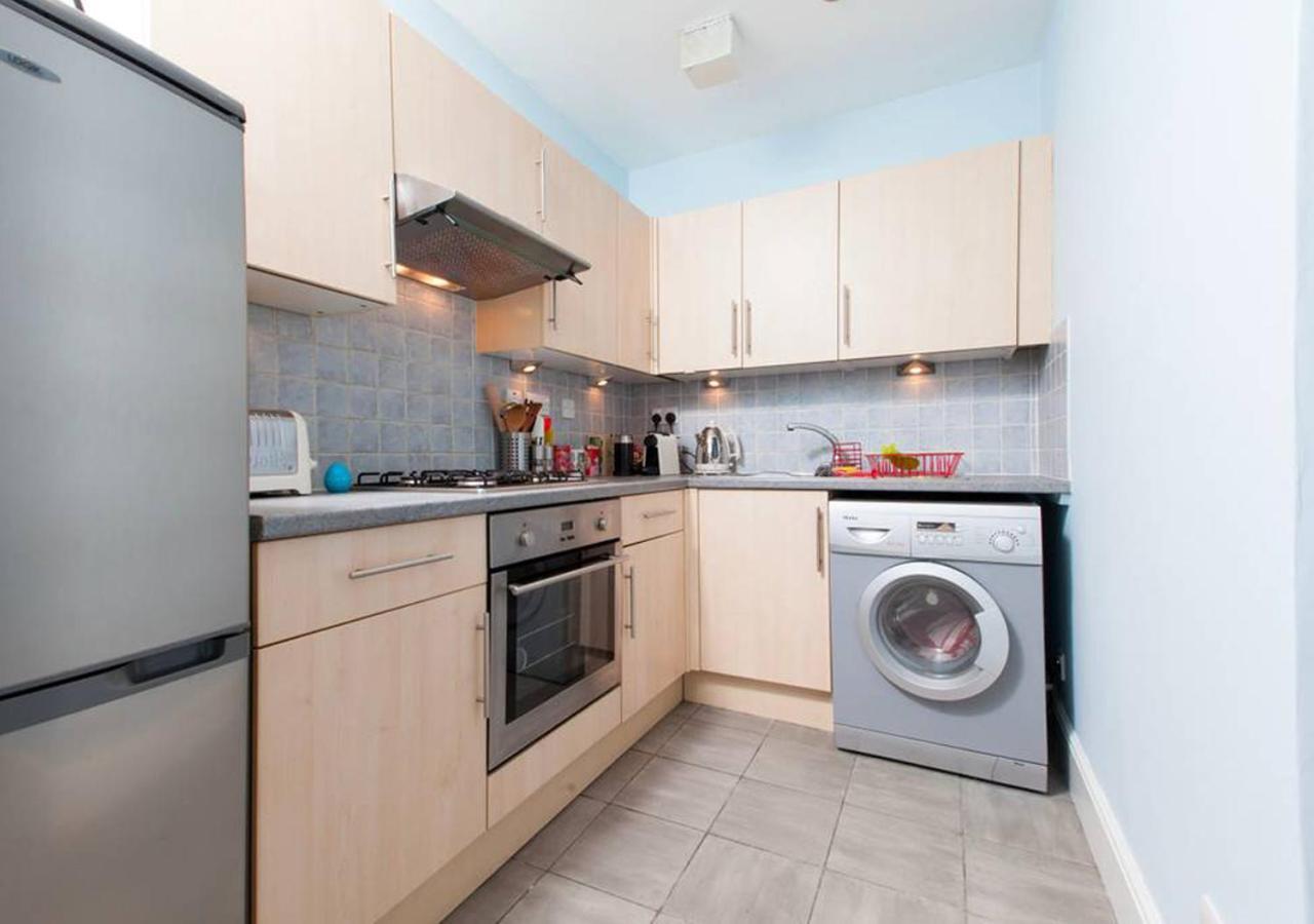 Bright And Modern Causewayside Apartment エディンバラ エクステリア 写真